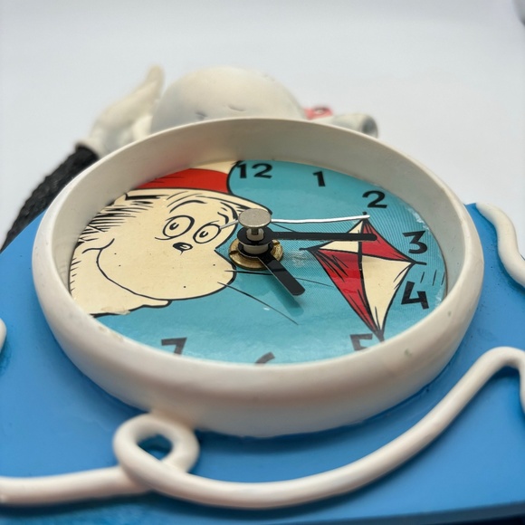 Dr. Seuss The Cat in the Hat Tabletop/Hanging Ceramic Unique Clock - Picture 12 of 16